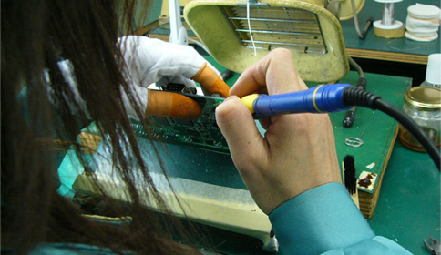 高い信頼性が要求される半田付け